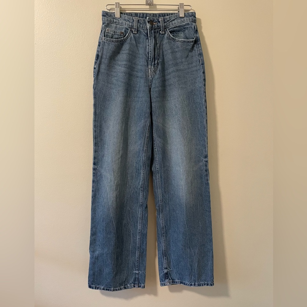 H&M &Denim Ultra Hight Waist Wide Medium Wash Blue Jeans